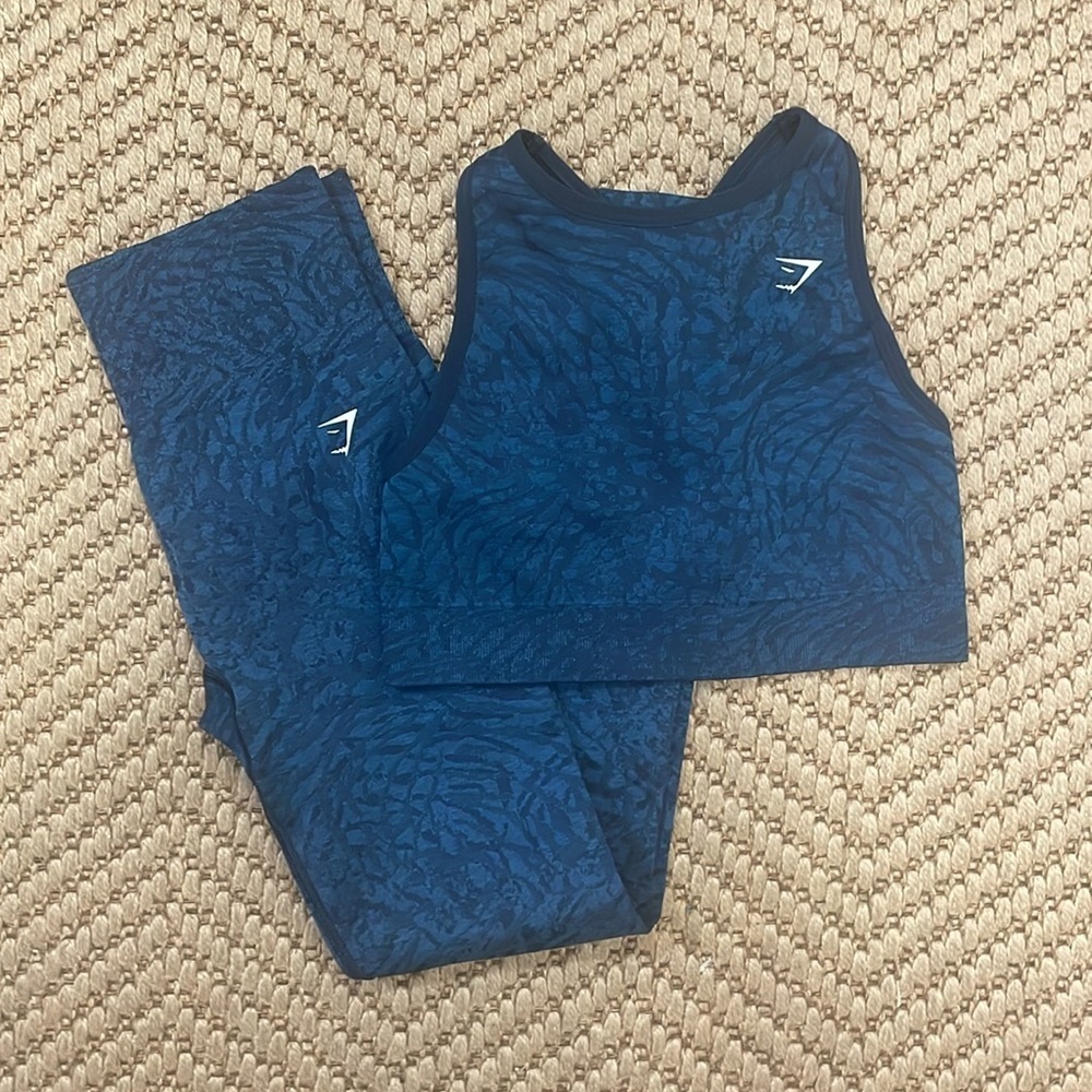 Gymshark - Athletic Workout Leggings And Top - Blue - Small